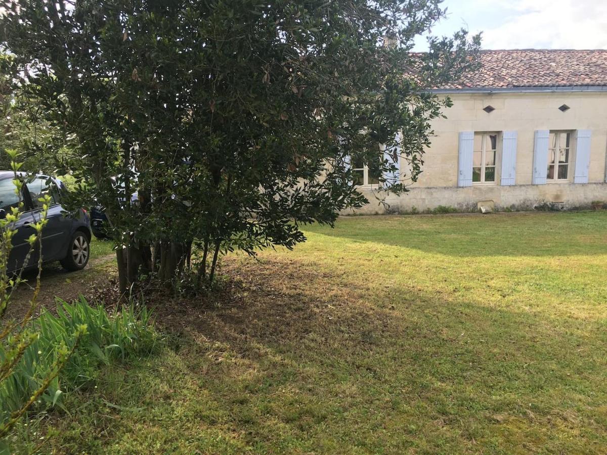 Maison Au Calme Proche Des Cures Appartement Jonzac Buitenkant foto